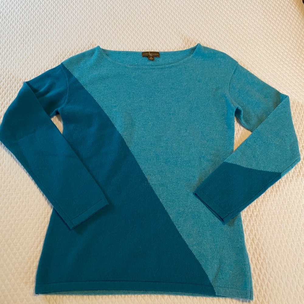 💯Cashmere sweater with a great design!